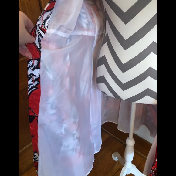 Red Floral Batik Style Botton Up Lined Pinup Dress - Picture 6 of 6